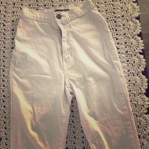 Fashion nova white skinny jeans